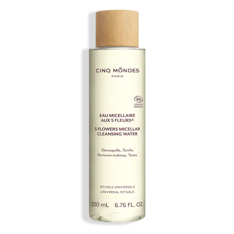 Mizellenwasser mit fünf Blütenextrakten in transparenter Flasche – 5-Flowers Micellar Cleansing Water für sanfte, gründliche Gesichtsreinigung.